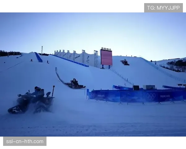 国际雪联考察2026冬奥会雪上项目场地，对造雪储水系统表示满意