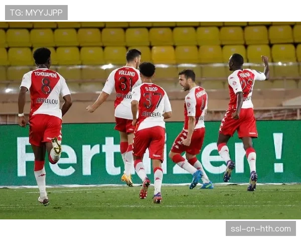 一场平局后的两种情绪:斯特拉斯堡的遗憾与巴黎的侥幸 一场平局后的两种情绪:斯特拉斯堡的遗憾与巴黎的侥幸